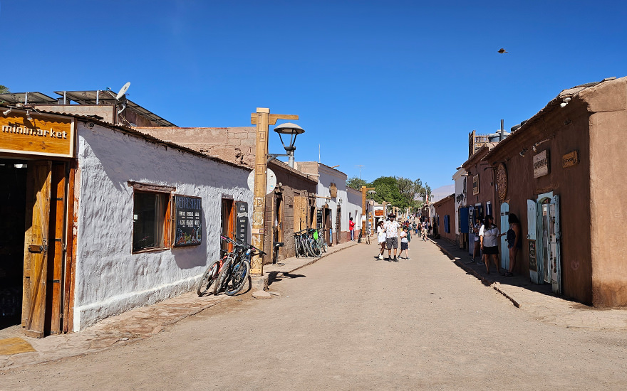 Calle Caracóles San Pedro de Atacama Calle Caracóles San Pedro de Atacama