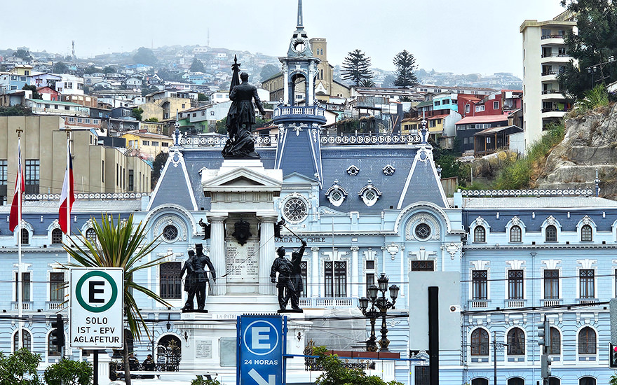 Plaza Sotomayor, Valparaíso, Chile