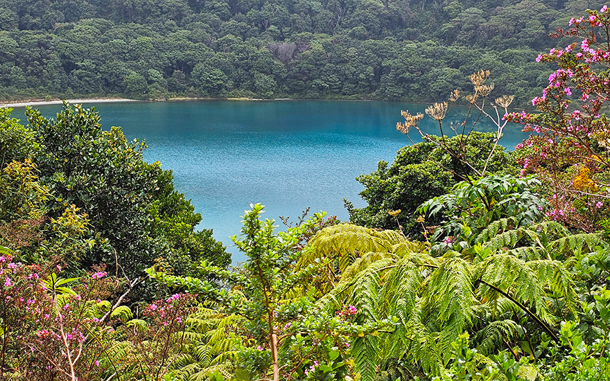 Laguna Botos