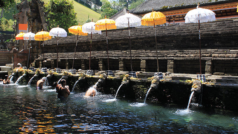 Rituelle Waschung, Bali