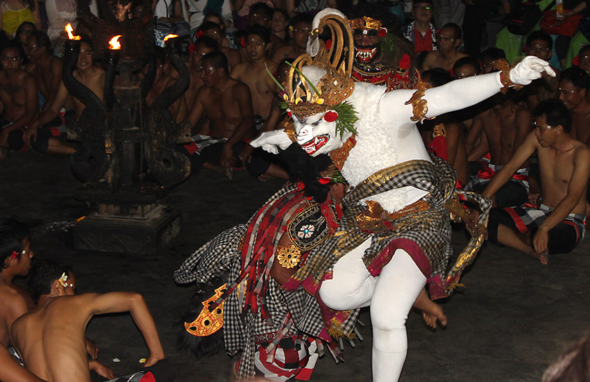 Hanuman, Kecak-Tanz Pura Luhur Uluwatu