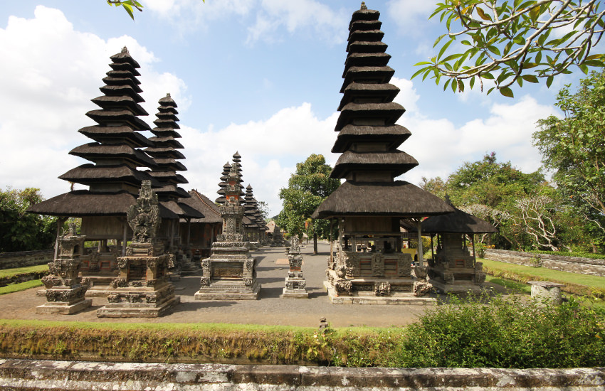 Meru Pura Taman Ayun