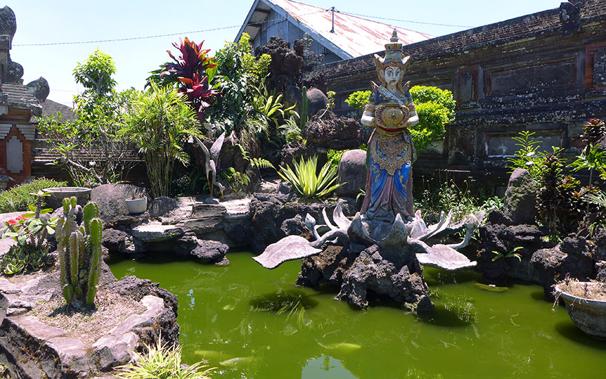 Garten Pura Ulun Danu Batur Bali
