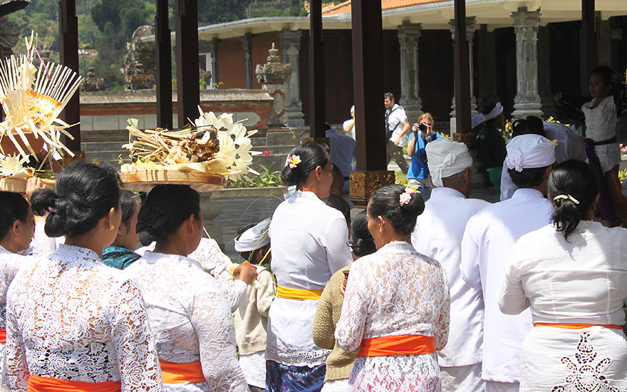 Zeremonie Pura Ulun Danu Bratan