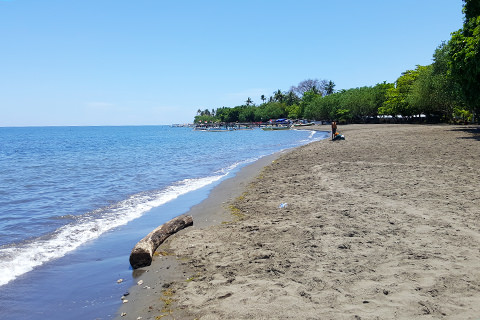 Lovina Beach