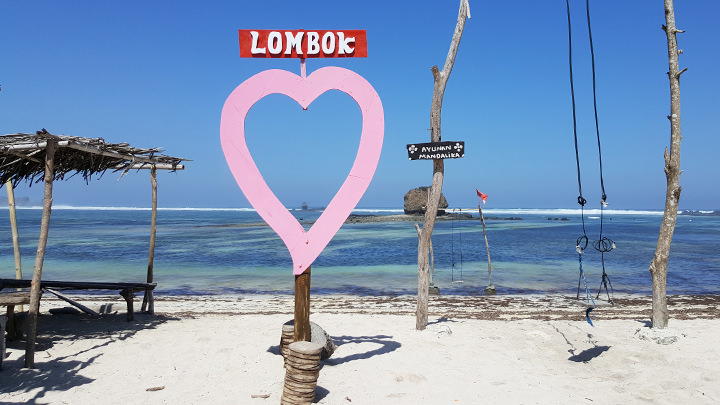 Serenting Beach, Lombok Serenting Beach, Lombok
