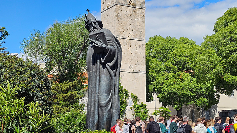 Gregor-von-Nin-Statue, Split
