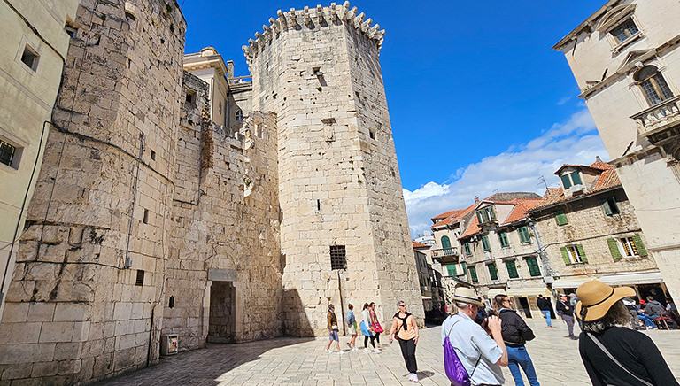 Obstplatz (Voćni Trg), Split