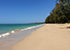 Pak Weep Beach in Khao Lak – langer Sandstrand mit Kasuarinen und türkisblauem Wasser