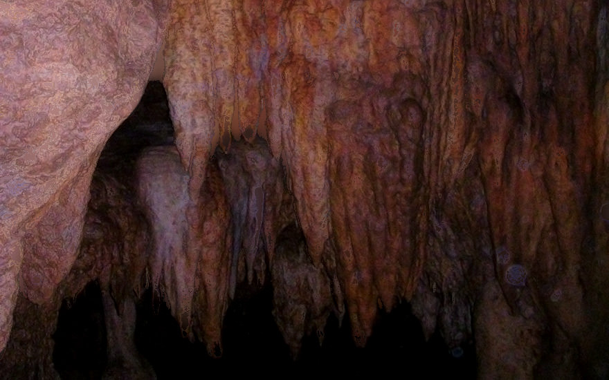 Stalaktiten in der Mai-Kaeo-Höhle auf Koh Lanta