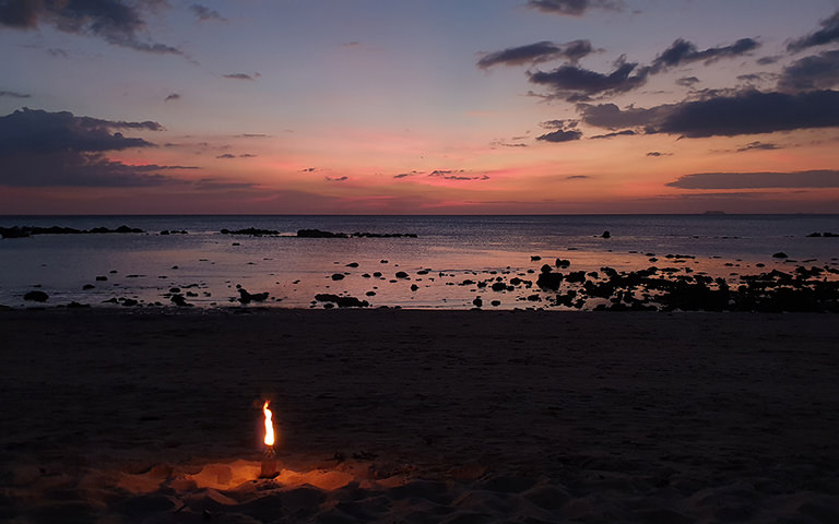 Sonnenuntergang Relax Beach, Koh Lanta, Thailand Sonnenuntergang Relax Beach, Koh Lanta, Thailand