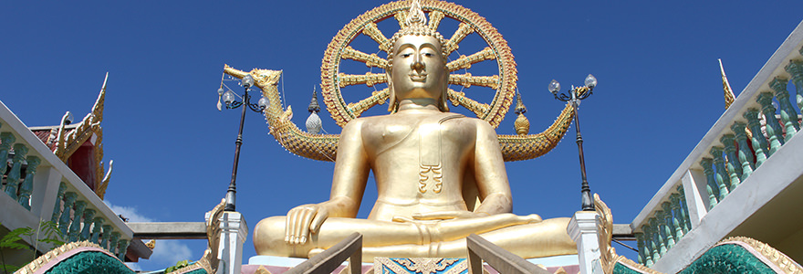 Goldene Statue des Big Buddha auf Koh Samui