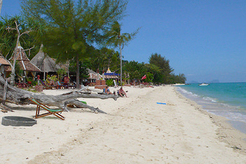 Koh Ngai Main Beach