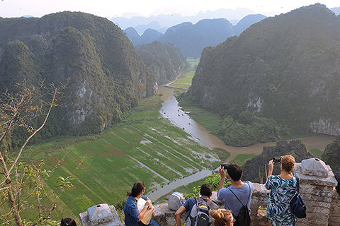 8. Lying Dragon Mountain