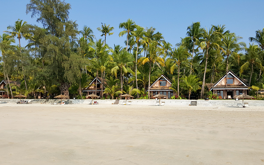 Resort Ngapali Beach
