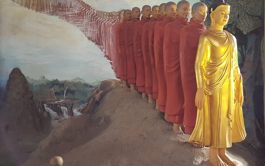 Mönchsbild Ngadatkyi-Pagode